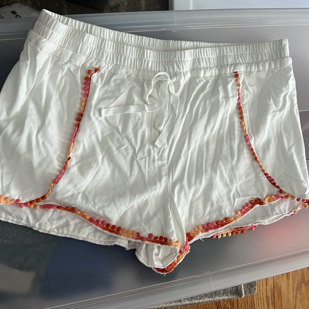 Loft, large white cotton boho shorts